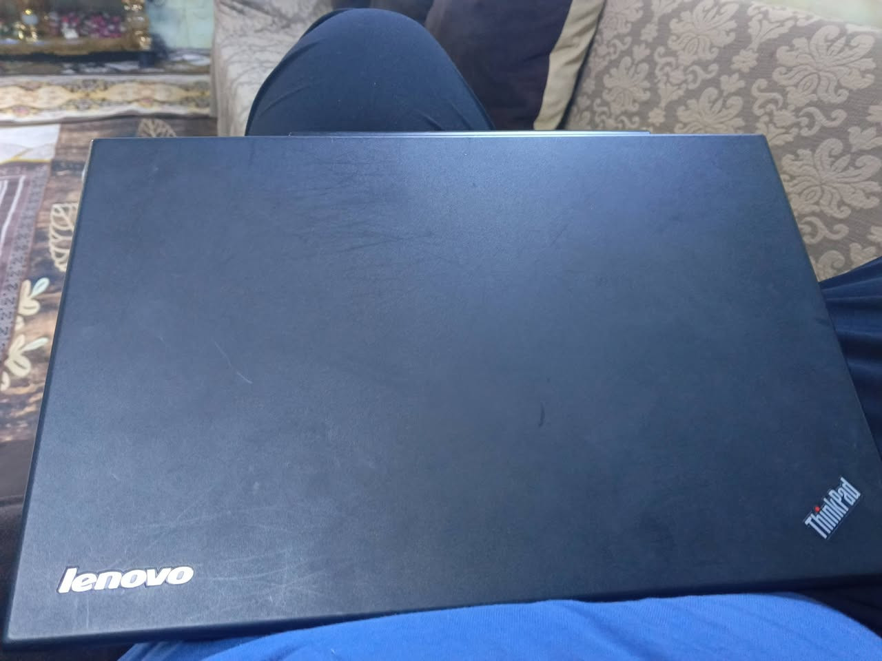 لابتوب لينوفو للبيع 
ذاكره 128 صور كدامك متنزل العاب قويه مثل بوبجي وغيرها تنزل درايفر GTA  ويوتيوب وانستا وتلي برامج خفيفه لابتوب يخبل سعره 40 ألف  مكاني دور شرطه ***********
