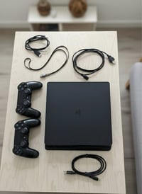 بلي 4 سليم • 1 تيرا • يدتين وكالة