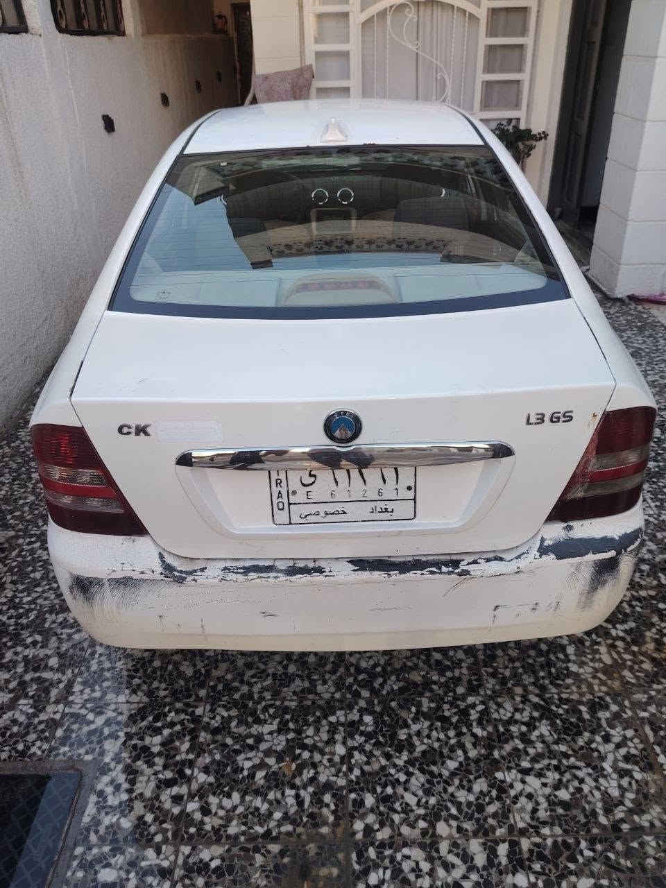 للبيع: جيلي CK موديل 2013
‎* 🚗 المحرك: كير عادي
‎* ⚙️ المكينة والكير: بلادية ومكفولة
‎* 🎨 اللون: أبيض
‎* ✅ السيارة مكفولة من الضربة والقص وأي ملاحظات هيكلية
‎* 📍 العنوان: بغداد / الغزالية 
‎* 💰 السعر: 30$ وقابل للتفاوض بالمعقول
‎* 📞 رقم الهاتف:***********
‎
