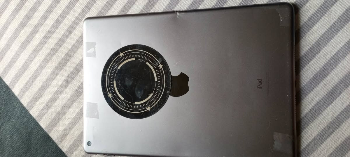 السلام عليكم 
ايباد تسعه مناسب64 GP
ما بي ولا شخط دكمه مال تشغيل عطلانه وبدلتهه فقط الايباد جديد بمعنى الكلمه السعر 150 وبي مجال للطيبين اتصل وتدلل 
***********
