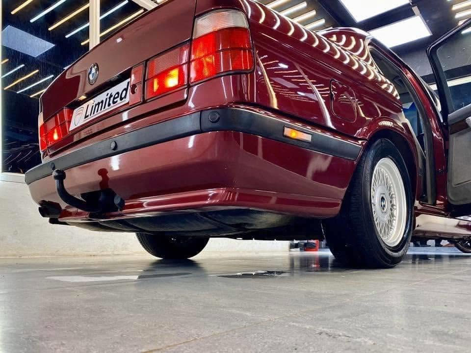 بيع مستعجل.  BMW للستفسار اتصال على رقم الهاتف سعر 55 وبيه مجال. ***********
