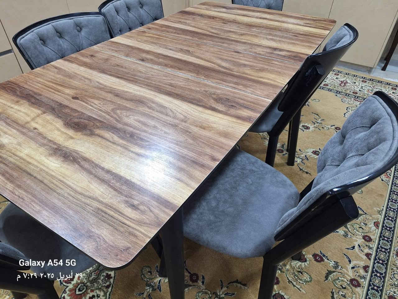 السلام عليكم 

ميز طعام ٦ كراسي 

السعر : ٤٠٠ 

للإستفسار : التواصل على الماسنجر


**إذا كنت صاحب هذا الإعلان وتريد حذفه لأي سبب، رجاءا أرسل رسالة إلى الدعم الفني**