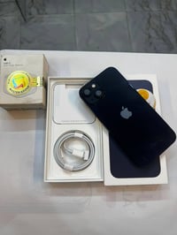 آيفون 13 • ١٢٨ • بطارية ١٠٠%
