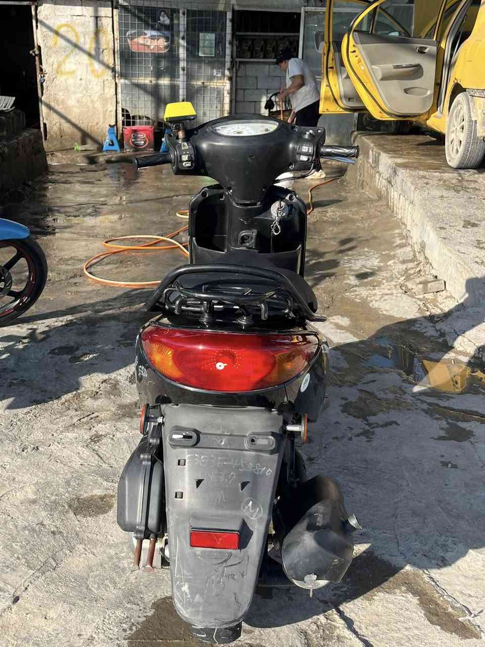 بريز ببغاء نوزل رمبه قبل 7اشهر نازله 
***********
