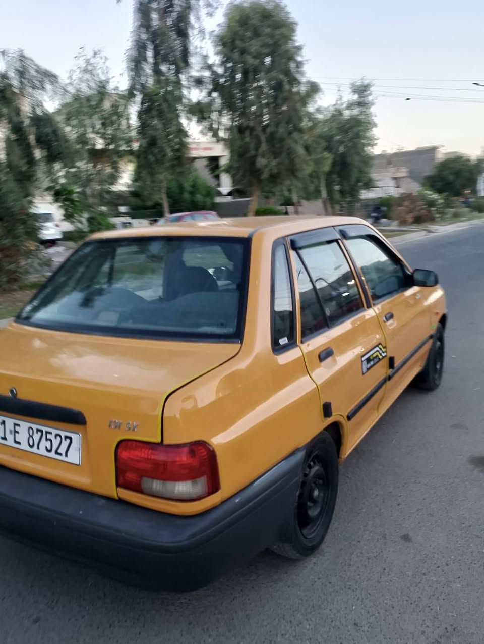 السلام عليكم 
اخوان عندي سايبه اجره موديل 2013الرقم الجديد سنويه لغاية 2028هيئه وهزه وغرامات مصفره  تخم تايرات يعني زوج الخلفي قبل فتره والأماني هم صار شهرين الصدر امامي والخلفي جديد السياره نصبته حلوه الشواصي واحد من عدهن مفطور واني لحمته
العنوان بغداد  حي الجهاد *********** السعر 30 وبيه مجال  اخواني للجادين فقط
