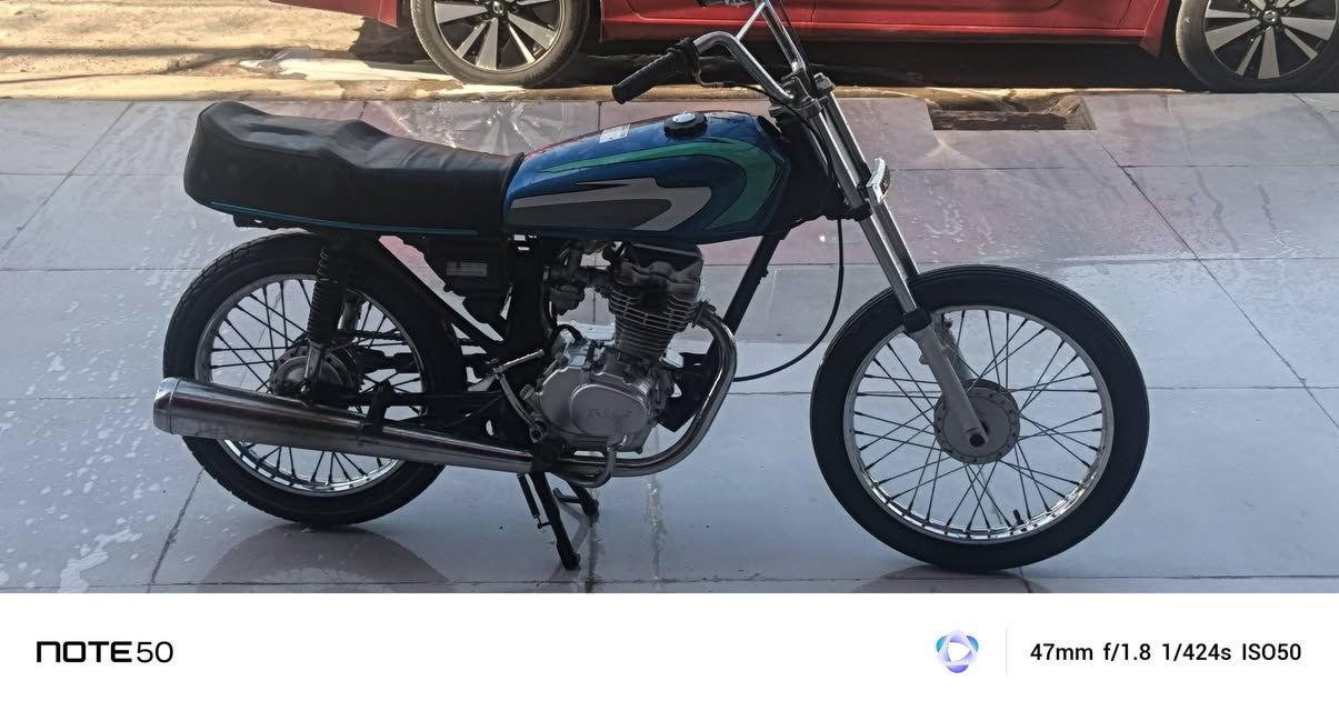 سلام عليكم
اخوان دراجه للبيع 
غراض جديده 
مكينه نامه شلامجه الاصليه كفاله من الفتح والحسن
اوراق شاصي بارت 
مراوس ترهم بيع ومراوس مكاني ناصرية مركز 
***********
