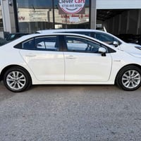 كورولا هايبرد • ٢٠٢٤ • ٤٠٠٠٠ كم