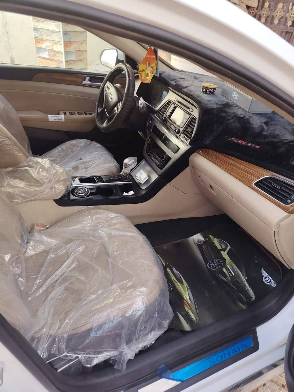 سوناتا مريكي ليبل واحد  
ضرار جاملغ الايمن تبديل مع تعمير في الغد 
بدون ايربا


**إذا كنت صاحب هذا الإعلان وتريد حذفه لأي سبب، رجاءا أرسل رسالة إلى الدعم الفني**