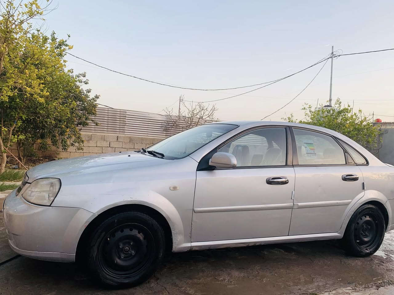 السلام عليكم 
اوبترا 2006 لون سلفري السيارة جاهزة من كل النواحي وبحالة جيدة جداً رقمها بغداد الرقم الجديد تدفئة وتبريد وكير ومحرك مكفولات
السعر 63 وبيها مجال..
للاستفسار***********
مكان السيارة واسط الصويرة
