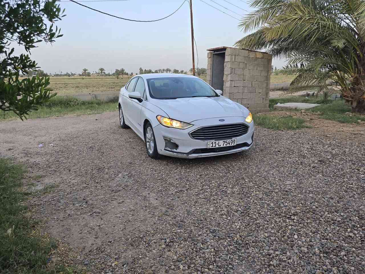 فورد فيوجن SE هايبرد ٢٠١٩ حجم المكينه  ٢٠٠٠ المواصفات:•رادار •حساسات خلفيه •بصمه •تحكمات ستيرن •شاشه كبيره •مثبت سرعه (كروز كونترول)•نظام الحفاظ على المسار •لايتات لد زينون•بلاجكتورات•كشنات 
كهرباء•كير ماوس•هاند بريك رمز باب سياره جاهزه اي نقص ما بيها رقم بغداد نكليزي بئسمي .  داخله كلين بدون حادث العراق بيها نص بنيد وجاملغ خلفي صبغ  السعر ١٣٠ لبيع او المراوس  عنواني قرب سجن ابي غريب  رقمي ***********
