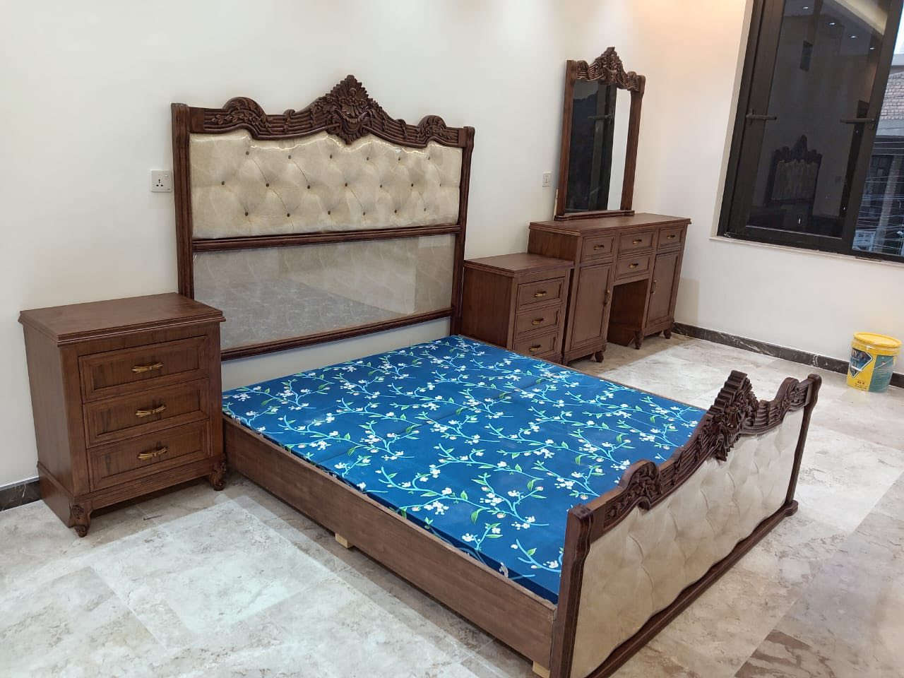 معرض ومعمل الخفاجي
غرف نوم

كناتير مفرده

نشتري الغرف النوم المستعمله شعندك غرفه دزه خاص تدلا

اي استفسار *********** يوجد واتساب

عنوان بغداد حي الاعلام شارع قطر الندي
