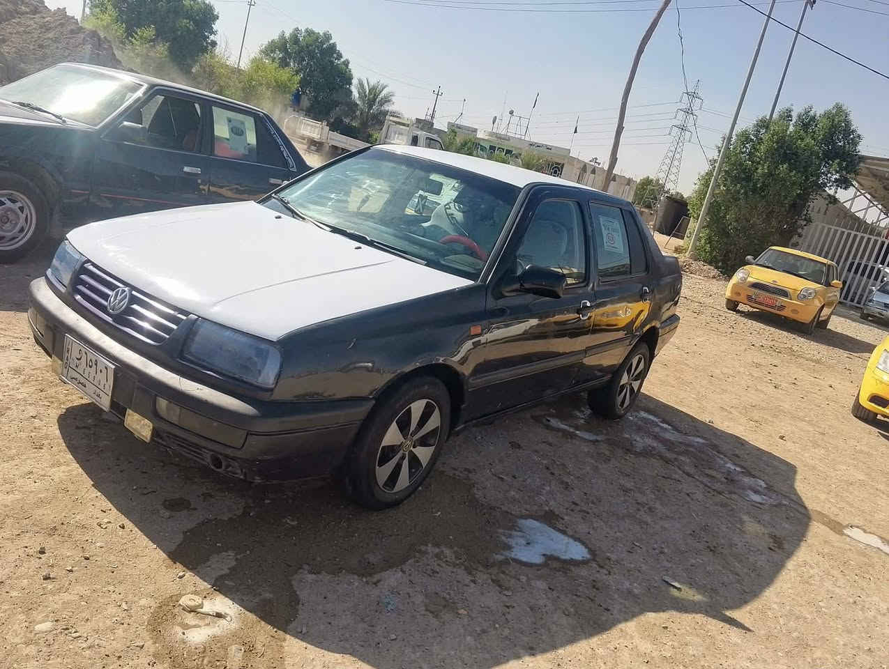 السلام وعليكم كولف للبيع موديل 1992 سياره جاهزه ماكينه وكير بلادي.تخم تاير جديد رقم بغداد بسمي كلش حلوه وجاهزة سعر 25 وبيها مجال مكان واسط العزيزية رقم الهاتف. ***********.
