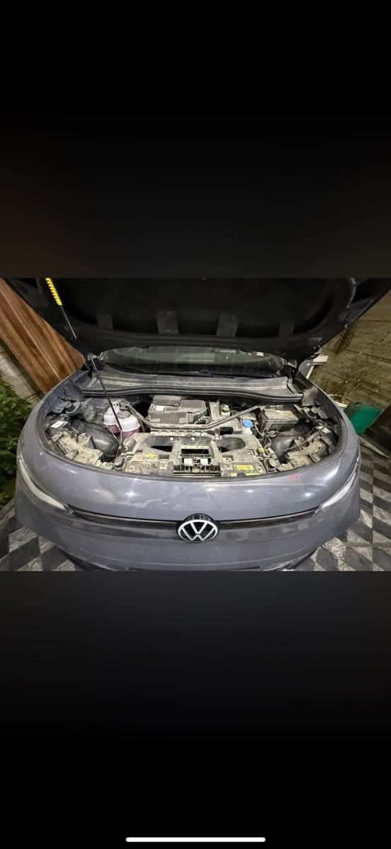 السلام عليكم
فولكس واكن  ID4   
2023
رقم بغداد. البلديات 
مواصفاتها 
قيادة شبه الية 
راداد امامي خلفي 
كشنات جلد 
تدفئة تبريد كشنات 
الاناره محيطيه بالكامل 
نضام الاناره الداخلي تاج بالكامل (لمس) 
كل الانضمه تاج
العدسه دواره مع السترين 
اناره اشارة للزاويه العمياء 
شاشه اعطال وبرمجه 
سقف بنارامي 
السياره كهراباء بالكامل. 
من صفر الى ١٠٠ بمعدل ٤ ساعات 
الشحنه الوحده ٤٠٠ كم 
للتواصل *********** 
ترهم مراواس حسب القناعه
