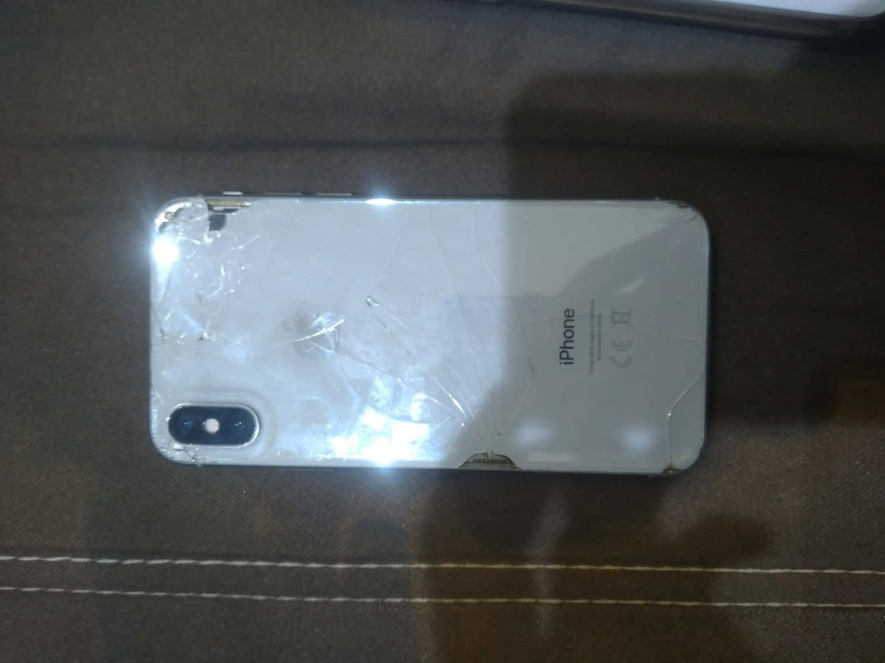 سلام عليكم ايفون اكس اس للبيع مراوس فقط الجهاز بطاريه مبدله ميه و مبدل شاشه اصليه ول سماعه الفوكً عطلانهً و بس المكان بغداد حي الجهاد لا يوجد توصيل متواجد خاص


**إذا كنت صاحب هذا الإعلان وتريد حذفه لأي سبب، رجاءا أرسل رسالة إلى الدعم الفني**