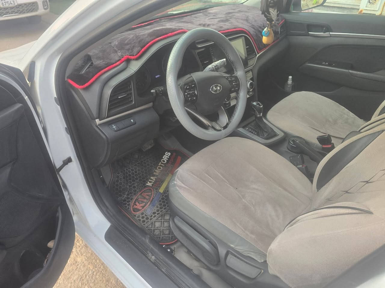 النترا موديل ١٩ حره محرك ٢٠٠٠ دوش الحادث موضح بلصور الكير بي صفنه ابيع كير مامكفول للإستفسار ***********
