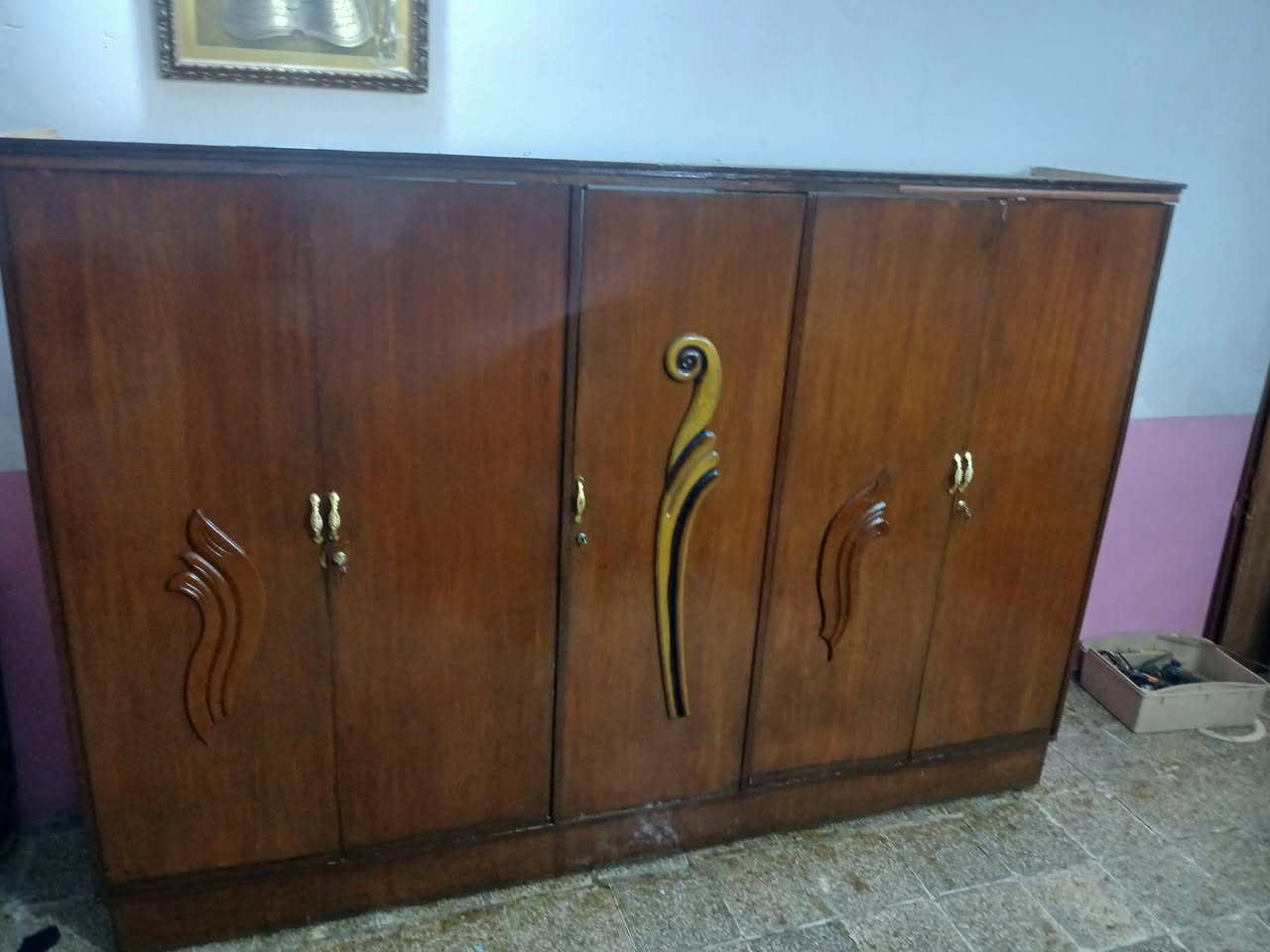 كنتور ابو ٥ صاج يتحوي يدات جدد قفاله جدد صبغ تلميع كامل سعره ١٥٠ لف متواجد علخاص اكو توصيل بفلوس رقمي *********** ابو جود
