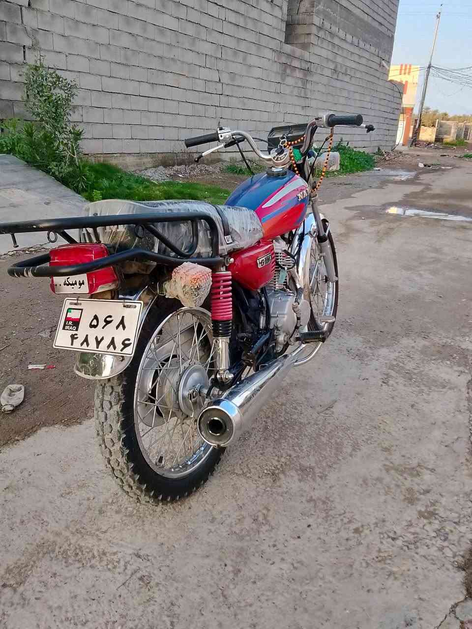 السلام عليكم نامه امتياز موديل 25 دراجه نضيفه ورقه وحده بيها للبيع سعر 500 وبيه مجال
رقمي *********** خاص مفتوح
