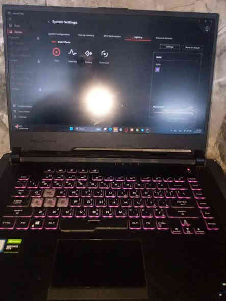 📌 للبيع: لابتوب ASUS ROG Strix G531G
مواصفات الجهاز:

الموديل: ASUS ROG Strix G531G

المعالج: Intel Core i7-9750H (الجيل التاسع)

كرت الشاشة: NVIDIA GTX 1650

الذاكرة (RAM): — (16)

التخزين:

512 GB SSD

1 TB HDD

الشاشة: 15.6 بوصة، دقّة Full HD

144HZ

عيب وحيد بي ان شاحن وكع من و نكسر   بس يشحن طبيعي ما بي اي خلل 

رقمي:***********

مكاني :بغداد شعب حي ور  قرب سكلات حي ور 

سعر  600 قفل  تجي للبيت تاخذه. وتروح
