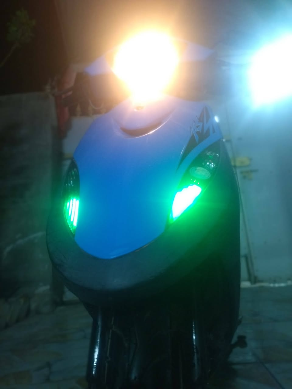 السلام عليكم
دراجه ماكس120 للبيع فقط بدون مراوس
 دراجه كلشي جديد وخير من الله
 بكلايت جديد تايرات جدد كلجات جدد باتري جديد عداد جديد قايش جديد كشن جديد اشاير جدد ارضيه جديده  كتفات جدد
شلعه ومعدل فول كفراتها RS
مختمه واحد
موديل 2007
شغاله هندر واحد وسلف نكره
المكينه ناعمه شرط الدهن مال السياره فقط(BMWالماني)
استخدام الدراجه من البيت للشغل ومن الشغل للبيت
السعر:؛قيم واخذ
المكان الديوانية حي الحضارة
للاستفسار تواصل خاص او مراسلة واتساب فقط.... ***********
