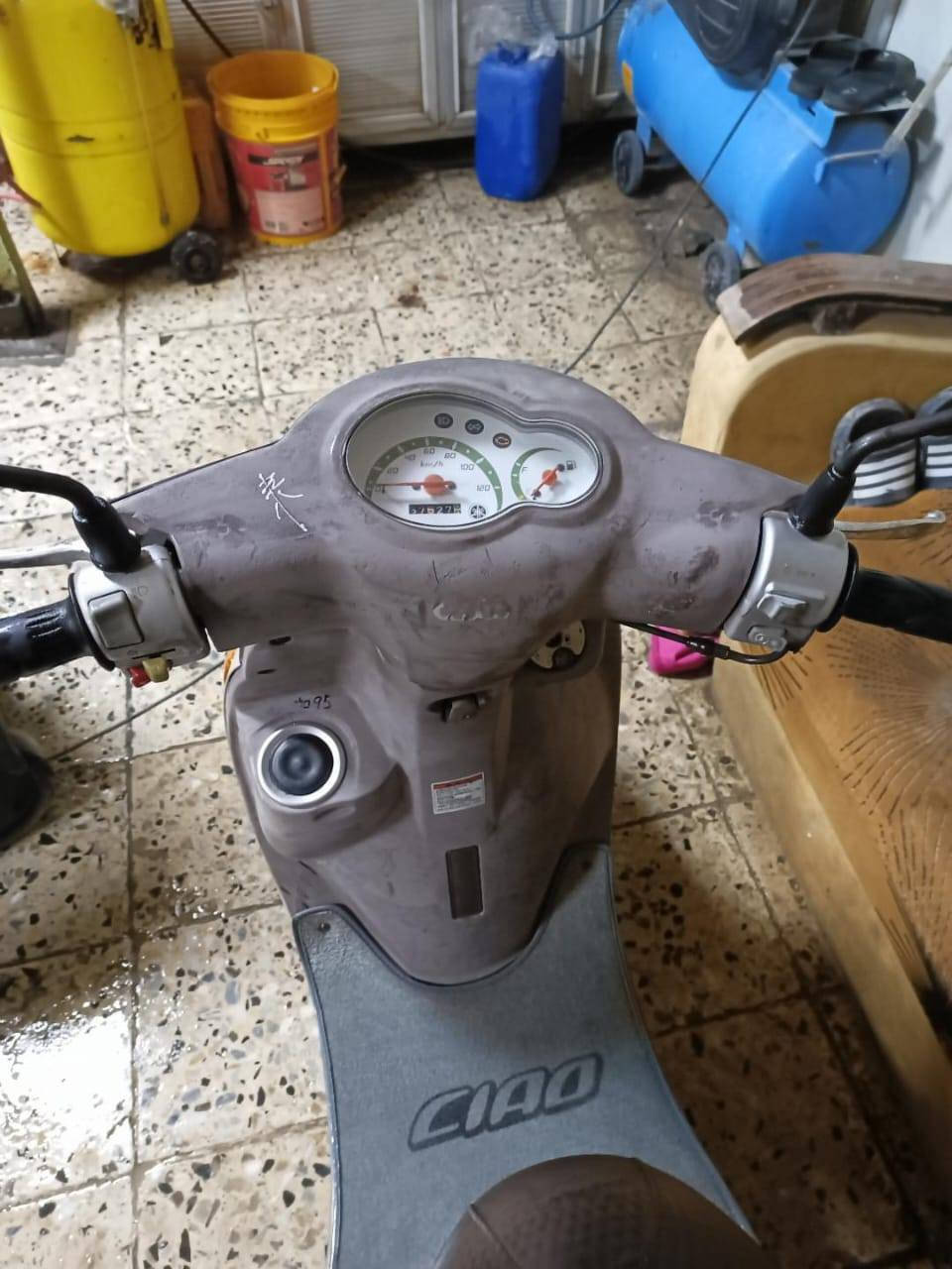 السلام عليكم
دراجه فله رمبه رمبه رمبه 2010
للبيع دراجه كفاله عامه من تاير لتاير شخط مابيهة سعر مليون ومية 1000100
مكان حله مفرق عنانه وسنجار 
***********
