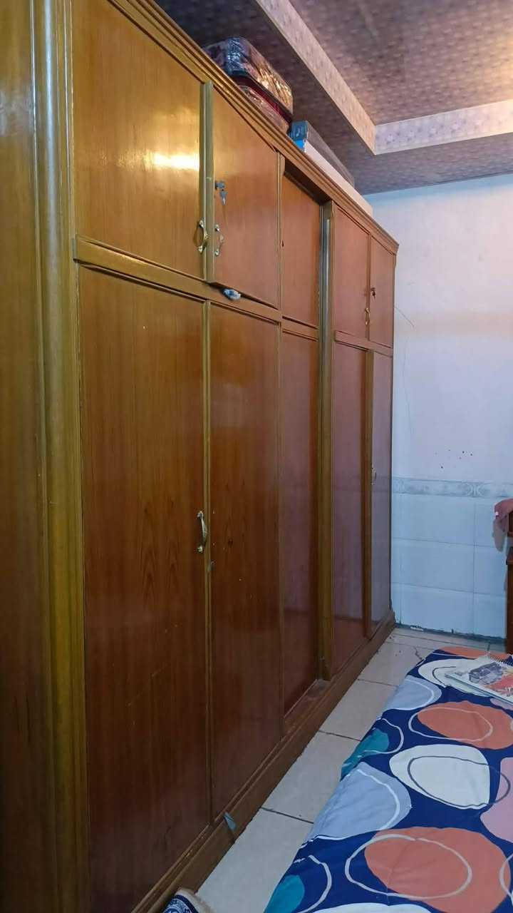 غرفه تسكام نجاره صاج كنتور طابقين 500 
~~~~~~~~
وياكم مندوبه وهذا مصدر رزقي
العنده اثاث للبيع يدزه خاص ابيعه نفس اليوم


**إذا كنت صاحب هذا الإعلان وتريد حذفه لأي سبب، رجاءا أرسل رسالة إلى الدعم الفني**
