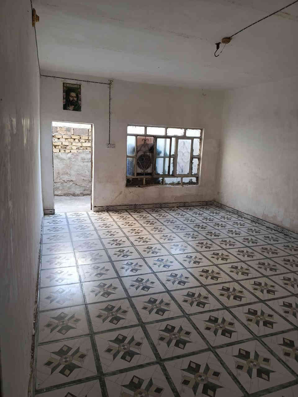 بيت البيع مكان عباسيه م 200متر  بناء بلوك عكاده  مكان حي رساله 3  ثاني شارع مشمول بتطويب ورقه مال تطويب موجوده مرقم  سعر 38،،،،،،،،،،،، ***********.،،،،  ***********
