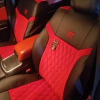 تشارجر ٢٠١٩ • وارد كندي • داخلي ماروني