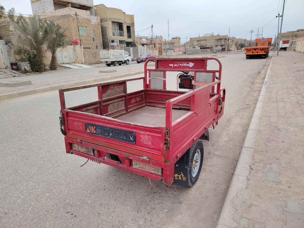 ستوته لبيع موديل 18وراق كامله وكيله بشارع بغداد ستوته نضيف سعر مليون و900وبيه مجال لشراي يتصل ويدلل ***********
