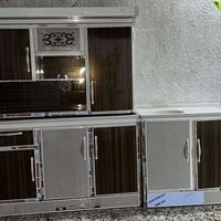 متر ونص وسنك متر كله مرمر مبطن اخو جديد مكان قبله 07731926057