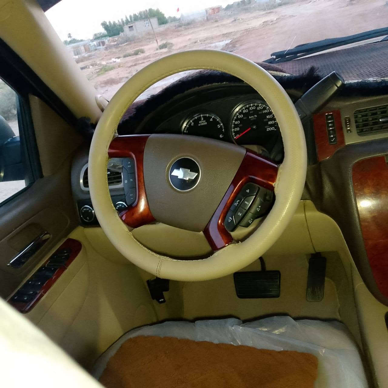 تاهو موديل 2012 خليجي مكفوله ماعده بارد قليل بالجاملغ الأمامي السياره دخول جديد وتسجل جديد محرك 5300 كير ومحرك شرط تبريد تتفئه كل شغال السياره جديده السعر 235 وبيه مجال الاتصال على الرقم ***********
