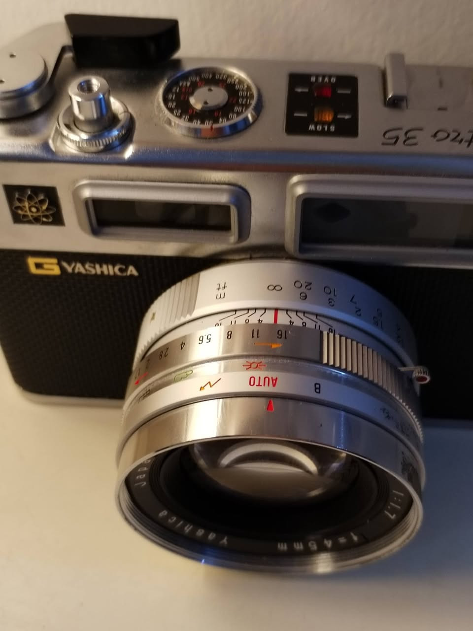 للبيع كاميرا قديمه نادرة
النوع Rangefinder
العدسة 45mm بفتحة f/1.7
تنطي صور “Vintage” ناعمة جداً وسينمائية 🔥
تصوير ليلي ممتاز بسبب f/1.7
ماكو فيديو (فيلم فقط)
ألوان سينمائية (Film Look) بدون تعديل
يدعم فلاش خارجي
الكاميرا انتيكه + اصليه + Made in Japan + نادرة 
ارجووو تدخل مازادا اكثر شخص يدفع بيها سعر تنباع 

مكاني بغداد الغزالية

***********
