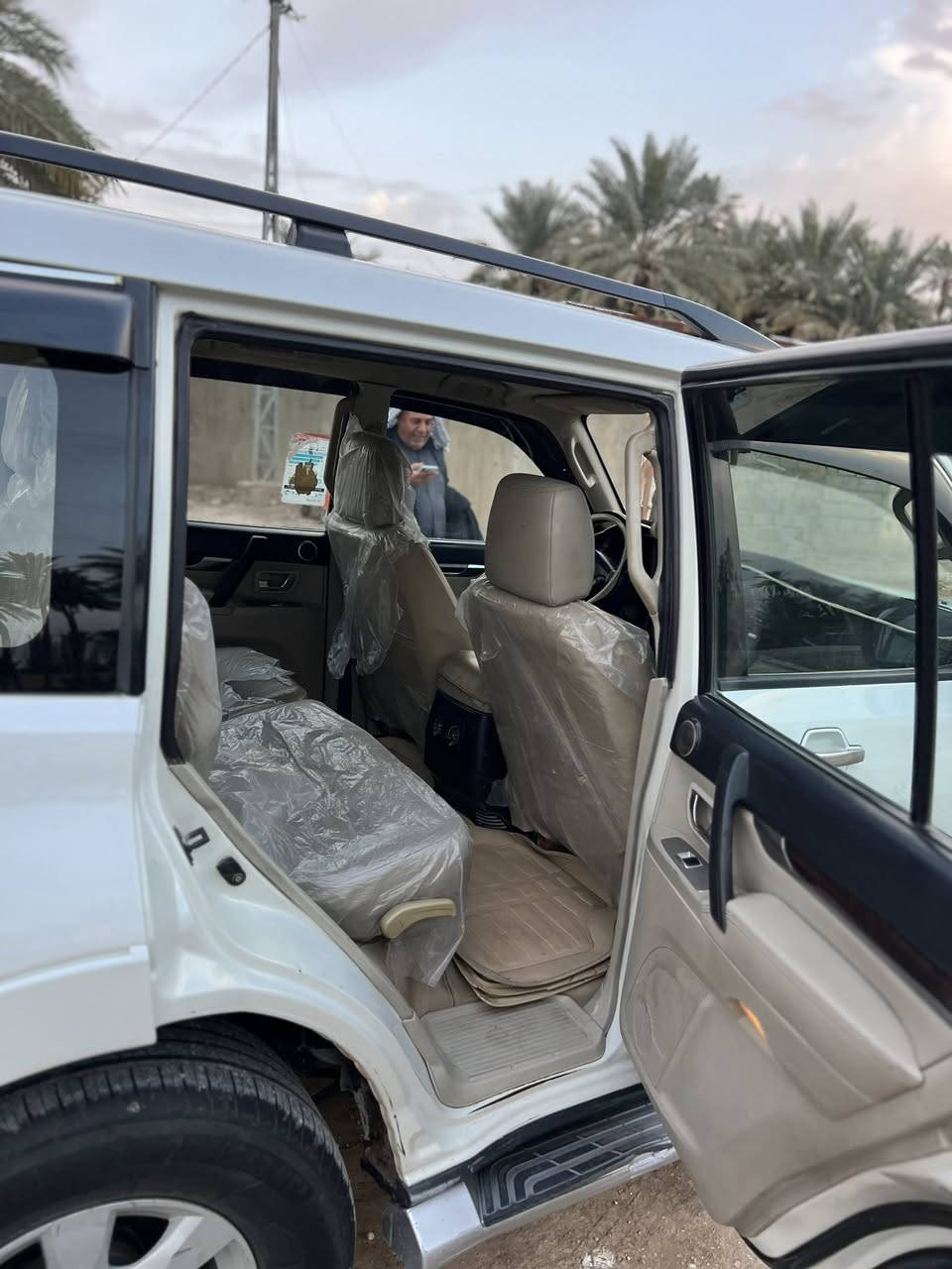 السلام عليكم باجيرو حبتور فول مواصفات للبيع ٢٠١٠ رقم بغداد باسمي  مكانه كربلاء طوريج ***********
