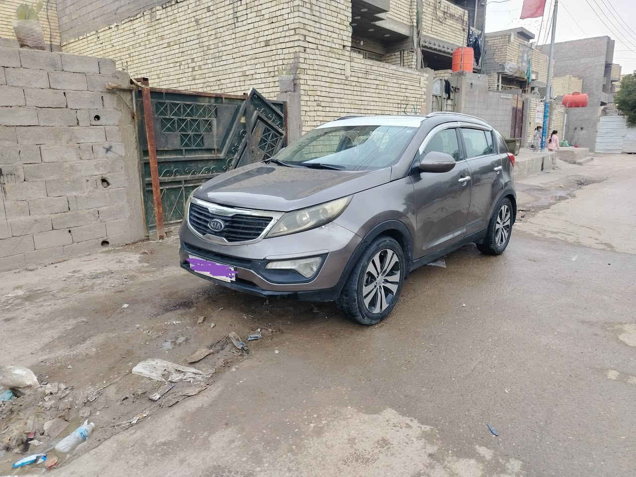 يالله سلام عليكم سبورتج موديل 12كير ومكينه مكفولات تخم تاير جديد تبريد وكهربايات  شغلات سنويه لحد30رقم الجديد سليمانيه باقي ستلام فقط الكشر صبغ عام جماليه السياره معروضه بيع او مراوس سعر 95 العنوان بغداد حي البتول رقمي ***********اتصل وبل خدمه
