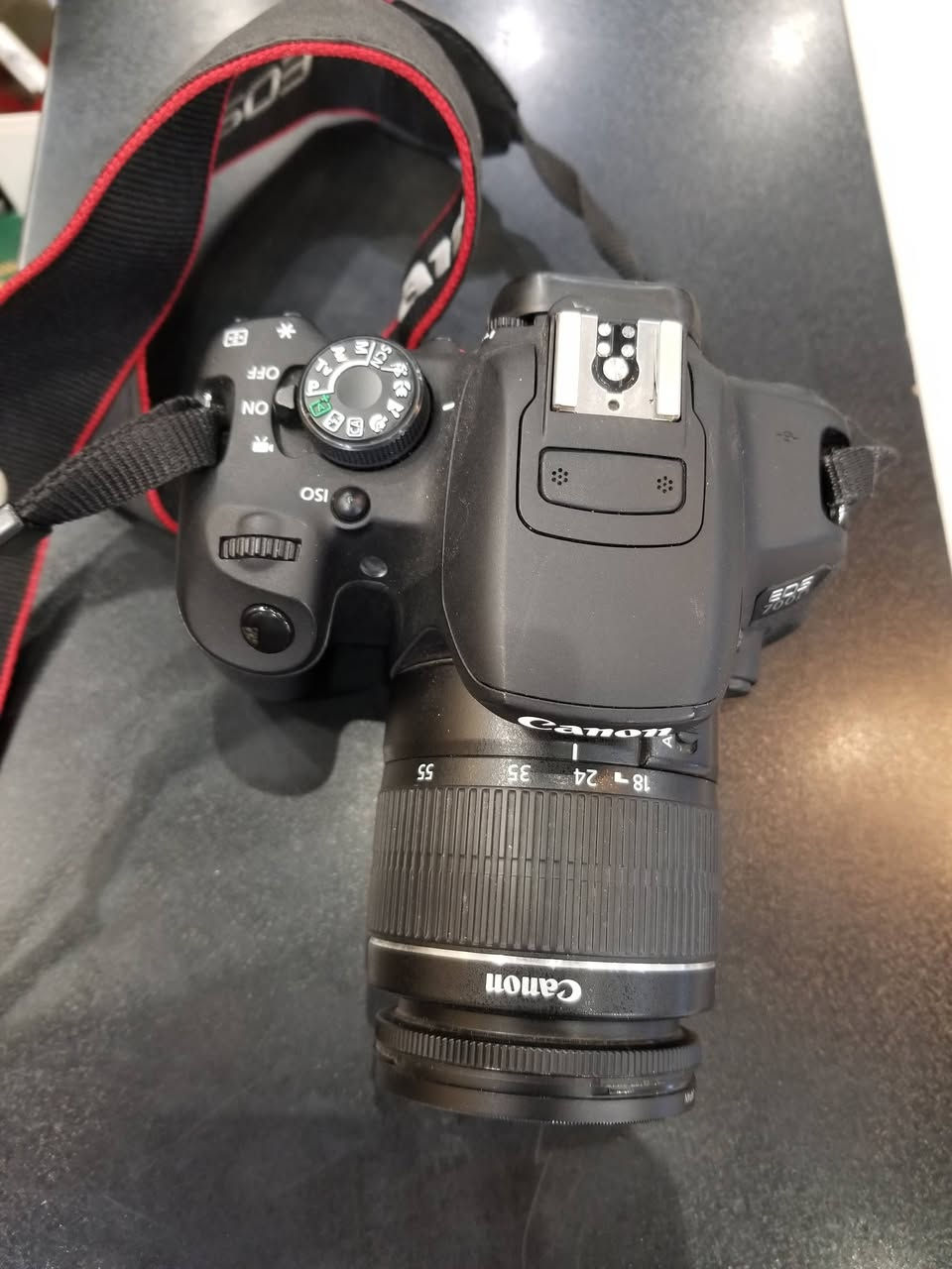 📷 للبيع Canon EOS 700D استخدام قليل سعر 450الف ***********
