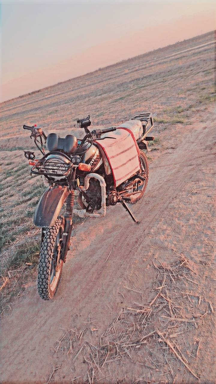 السلام عليكم دراجه البيع تايه تاج الدراجه مكفوله تخم تاير جديد كهربايات كلهء شقاله السعر 650 وبيهء مجال ترهم مراوس شعندك نزل رقمي *********** المكان واسط العزيزيه.
