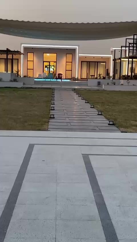 مساحة١٥٥٠
وجه ٢٠ بل نزال
غرفتين وستقبال كبير
حمام  
وحمام تركي 
مسبح ٦ في ١٢
جاكوزي و مسبح أطفال 
منضومة ماء ارو 
غرفة خاصة بلحارس 
مولدات ٢ بيرنكز زيرو
باربكيو 
جلسة خارجية زجاج
جلسة تركية
سستم صوت بلبيت وخارجي

علماً ان وارد المزرعة الإجمالي ٢١ مليون 
الصافي من ١٨ مليون لل١٩ مليون صافي 
سعر. ايجار. الشفت الصباحي ٣٠٠
سعر. ايجار. الشفت المساءئي ٤٠٠
علما المزرعة موثقة بتطبيق أجرلي
والمزرعة شغالة و لود بلحجوزات
سعر البيع 800 مليون 
للاستفسار/ ***********
