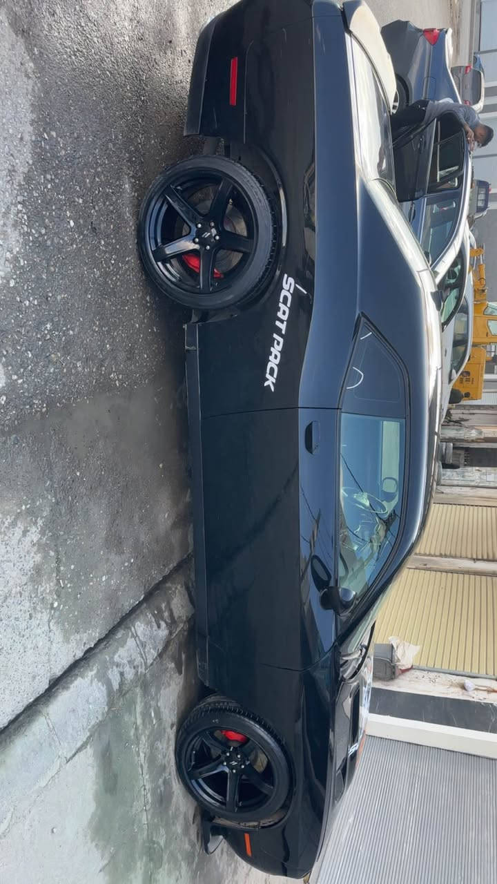 جالنجر سكات باك   2018  مصروف عليها اكثر من سعرها سقف روز رايز متغير اللون ليد دشبول ليد لايت خارجي متغير الوان فول فول بس بدون سلايت ☄️بوضع شركه قطعتين صبغ  بدون بطانيه بس شاصي شوي معدل جه واحده ارباك بس ستيرن وتكما  شر ط محرك كير اكسل بلادي مامفتوح   تحويل بشر ط. باقي كلو موضح بلصور  موقع اربيل موجود وتساب يفتهم اكثر   (مجال بيه سعر )*********** أربيل, العراق
