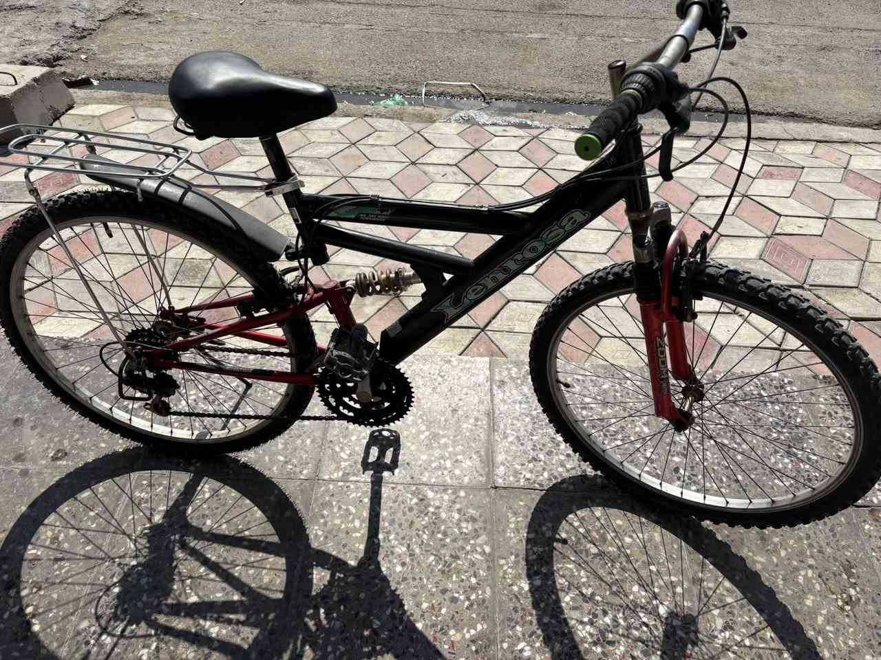 ‏سلام عليكم باي سيكل حجم 26 نظافة70 سعر الباس كل 85 وبي مجال***********￼￼ العنوان بغداد البلديات ￼
