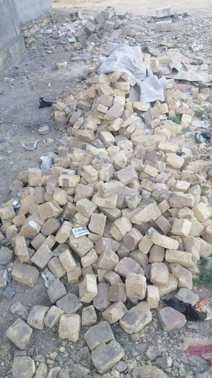 سلام عليكم شباب عندي طابوك 1700 الي بصور مع كسر للبيع مكان الديوانية الحمزه الشرقي.. رقم *********** بالخدمة
