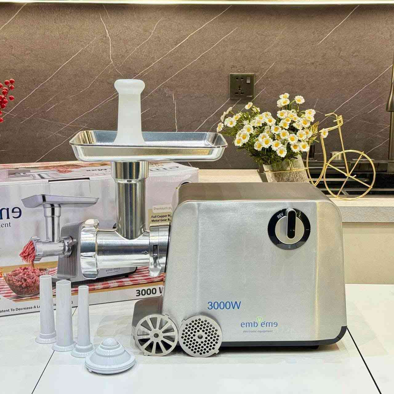 مجموعة مختارة من الأجهزة الكهربائية تجمع بين الأداء العالي، الاعتمادية، والتصميم العصري… حتى تخلي راحتك أسهل وحياتك أهدى.
🔌 أجهزة حديثة
🛡️ ضمان موثوق
💳 خيارات تقسيط مريحة
🚛 يتوفر توصيل داخل النصر فقط
نسعئ لرضاكم إن دعمتنا فأنت مشكور وإن تجاهلتنا فأنت معذور وفي كلا الحالتين شكرا على المرور 🤍
العنوان قرب دكتور رسول 
محل حسين العويلي للاجهزة النقاله 
والاجهزة الكهربائيه كل مايحتاجه بيتك  

                الهاتف 
        ***********
         اهلا وسهلا بكم 
ايضآ متوفر نقد وفقد بانسب الاسعار
راحة بالك تبدأ من هنا ....
أجهزة منزلية أصلية، جودة عالية، وضمان يريحك من أول استخدام.
اختَر الأفضل لبيتك واستمتع بالهدوء كل يوم.
