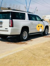 مكيفولة • سيارة • اتصال