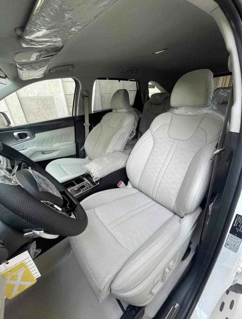 سورنتو 2025 فول اعلى فئه
عده البنراما   خمس 5 كامرات 

كشنات جلد خزن ميمري 

كشنات جلد تدفى تبريد 

تحكم رموت تقديم وترجيع 

توقف ذاتياً  سستم صوت 12 سماعه

دوسات جانبيه بلاد  8 ايرباك 

داتاشو  ويل 20 

6سلندر 3500

7راكب 

ماشيه 7 الف 

لبيع او مرواس *********** مكاني بصرة
