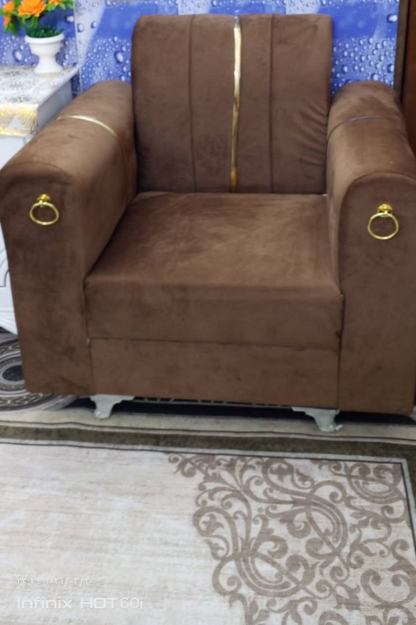 تخم جديد قبل اسبوعين اشتريته بي وصل ضمان لمده سنه عشر مقاعد بعده بجيس ويا اربع كوشات  وطبله مكان شاطئ التاجي بصف جسر المثنى شارع 60 ماعندي توصيل اشتريته ب265ابيعه230


**إذا كنت صاحب هذا الإعلان وتريد حذفه لأي سبب، رجاءا أرسل رسالة إلى الدعم الفني**