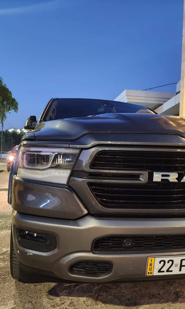 دوج رام 1500 
المحرك : V8 5.7L .
شمالية

السعر والاستفسار
***********

المواصفات :
* دفع رباعي 4x4. فور ويل
* رادار تفاعلي مع مانع تصادم. 
* نقطة عمياء. 
* تحذير الخروج عن المسار

* المصابيح الأمامية زنون.
* كشافات الضباب زنون. 
* المصابيح الأمامية والمصابيح الخلفية LED. 
* دخول ذكي (بصمة). 
* تشغيل عن بعد.
* مقاعد من الجلد الفاخر. 
* المقاعد كهربائية 
* المقاعد الأمامية تدفئة. 

*الستيرن تدفئه 
* شاشة كبيرة
* نظام ملاحة نفكيشن GPS.
* حساسات امامية وخلفية.
* 
* مانع تصادم خلفي. 
* مكيف خلفي.
*محدد سرعة.
* ويل  قياس 22 انج.
* مرايا كهربائية جانبية قابلة للطي كهربائيا.
* 
* الشباك الخلفي كهربائي. 
* المرايا الجانبية تدفئة. 
* باب الصندوق كهربائي. الخلفي .
* امكانية تعديل ارتفاع دواسات البنزين والبريك.
* هاند بريك كهربائي
* حساسات امامية. 
* حساسات خلفية. 
*
* مرايا مع خاصية التعتيم الذاتي. 
* مساحات تخزين إضافية 

مكان السياره زيونة
