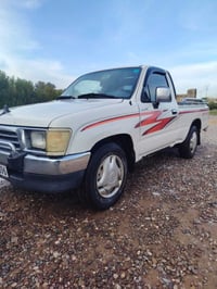 يوجود بكم تك قماره 1999 سياره حلوو رقم جديد وسنويه ابسمي  ونضيفه محرك ...