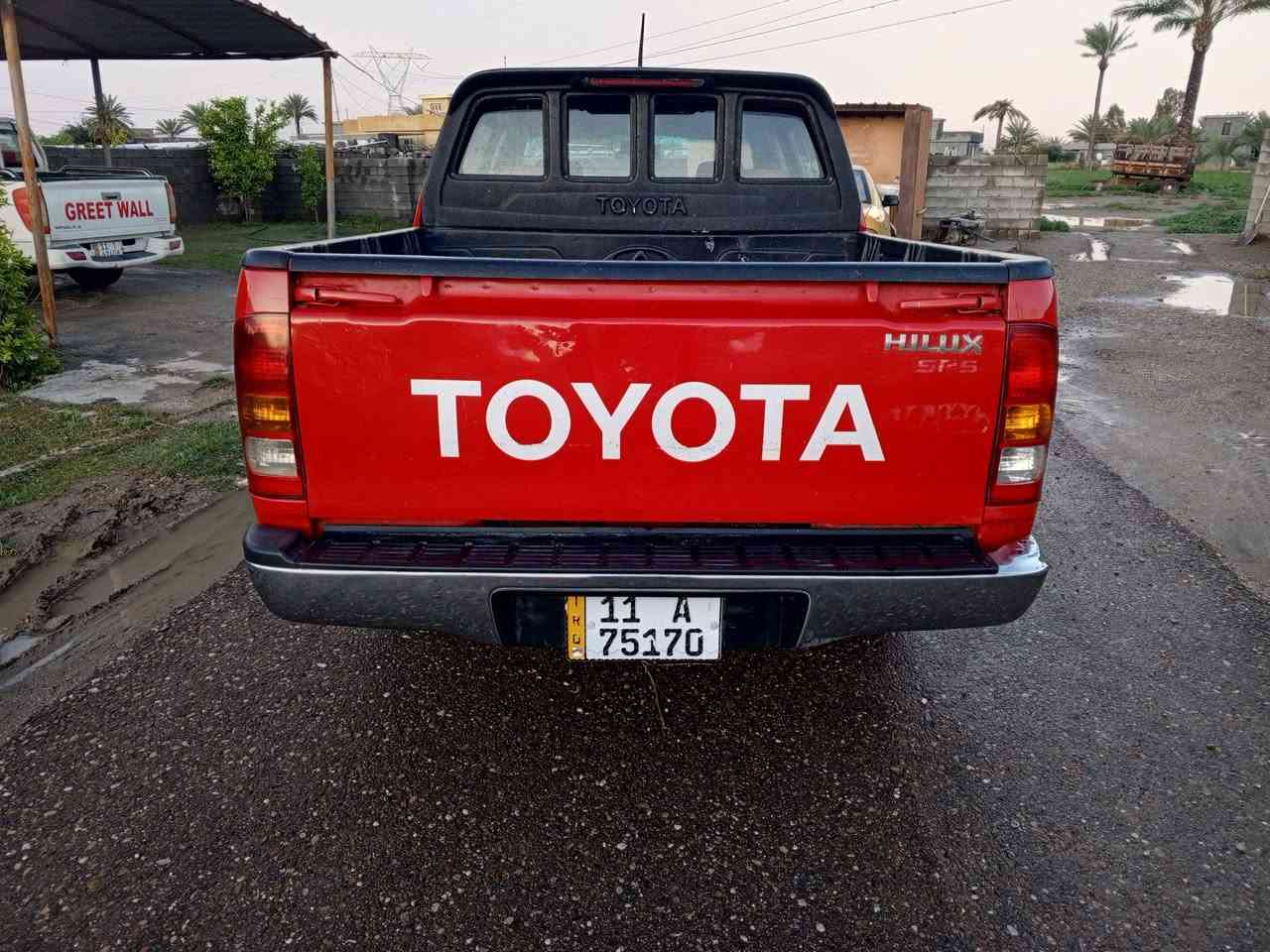 بسم الله الرحمن الرحيم 
و الصلاة والسلام على رسول الله محمد و على اله و صحبه اجمعين 
للبيع تيوتا هايلوكس موديل ٢٠٠٩ كير عادي
 كويتي شاصي ١٩ الساير دشبول ليزري
 مكفولة كفاله عامه من الصبغ و التبديل فقط شي بسيط قليل بذيل البدي الخلفي
 محرك كير اكسن خير من الله مكفول تبريد ثلج صدر جديد 
رقم بغداد انكليزي بأسمي تحويل ثاني يوم أن شاء الله تعالى 
العنوان بغداد ابو غريب 
الشراي يتصل و يدلل 
***********
