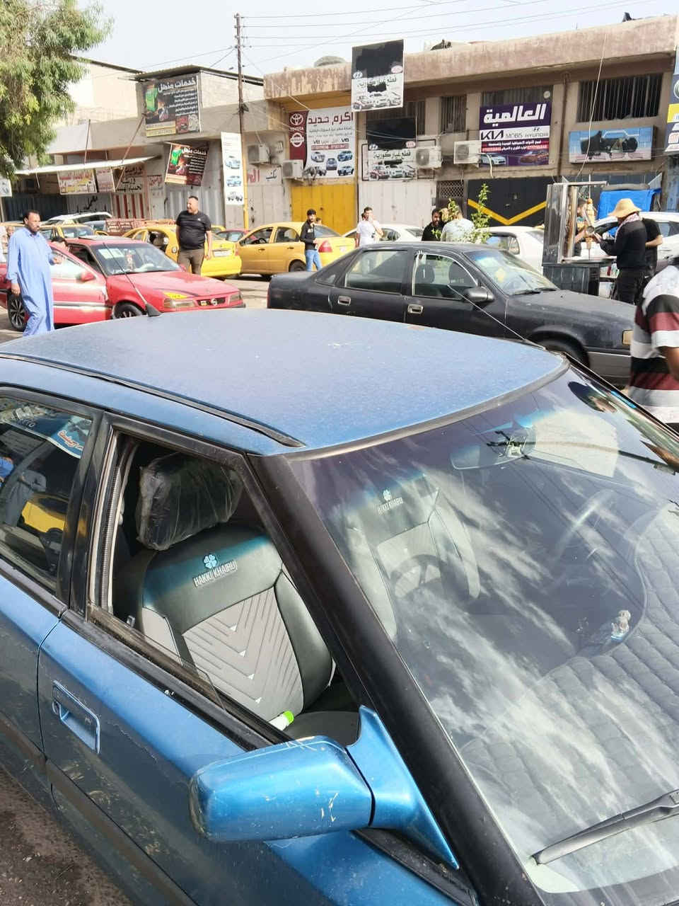 🌟🌟🌟🌟🌟السلام وعليكم للبيع 🌟🌟🌟🌟🌟
🌟 مازدا صرصر 323.                                          
💥السنويه جديده بسمي السيار.                           
🌟شرط التحويل والوكالة 
💥كابون بانزين ماستر جديد
🌟محرك وكير وتدفئه شرط 
💥باتري جديد طخم تايرات جديد
🌟الغرفة مالتها نظيفه 
💥 شاشه جديده حجم كبير 
🌟القشر وضع بلادي لا صبغ ولا دعم ولا حادث
💥 السيار اسبورت وضع شركه 
🌟السعر 28💲وبي مجال
💥موقع السيار موصل جانب الأيسر 
🌟 للاستفسار يرجى الاتصال 
💥***********/‏‪***********‬‏
