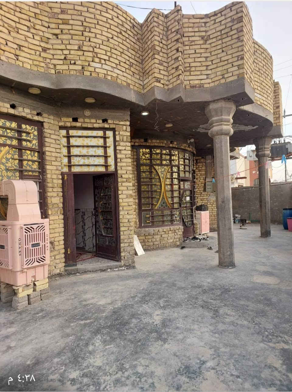 السلام عليكم 
دار للبيع بناء جديد ومرتب وخريطة جدآ حلوه المساحه ٥٠٠م طابو زراعي الموقع حي السجاد طريق مشيمش تبعد عن شارع ١٠٠م
للاستفسار الاتصال على الرقم التالي ***********
