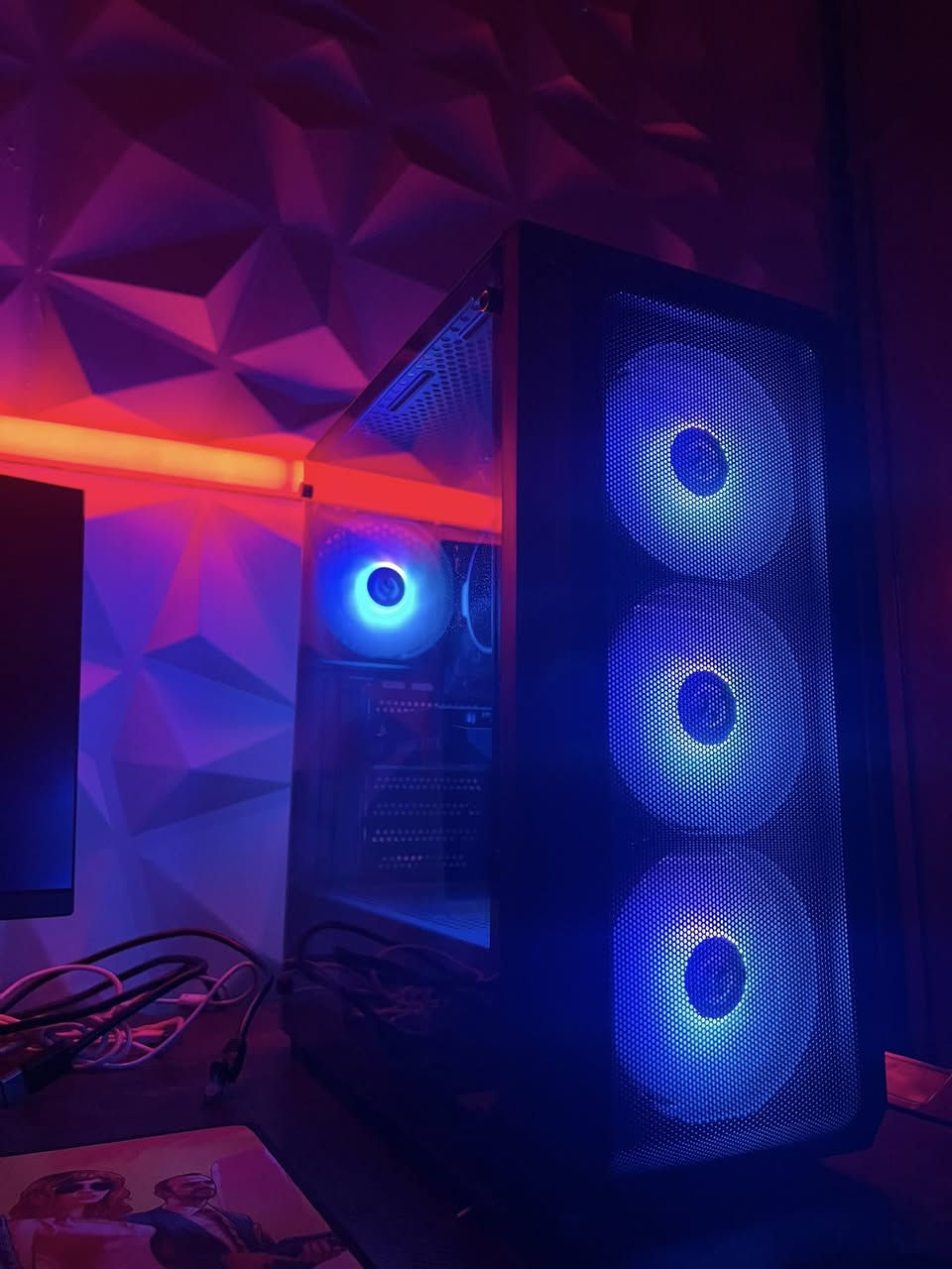 السلام عليكم تجميعة متوسطة للبيع مع RTX  

السعر 640 الف دينار عراقي 🤍

R5 3600  
M.b b450 gigabyte 
4 solt ram 
Ram 16 3200mhz RGb 
RTX 3050 6GB ASUs 
M.2 512gb 
P.s 650w
 
Case مرتب وحلو
 
مكاني بغداد الدورة 
***********
