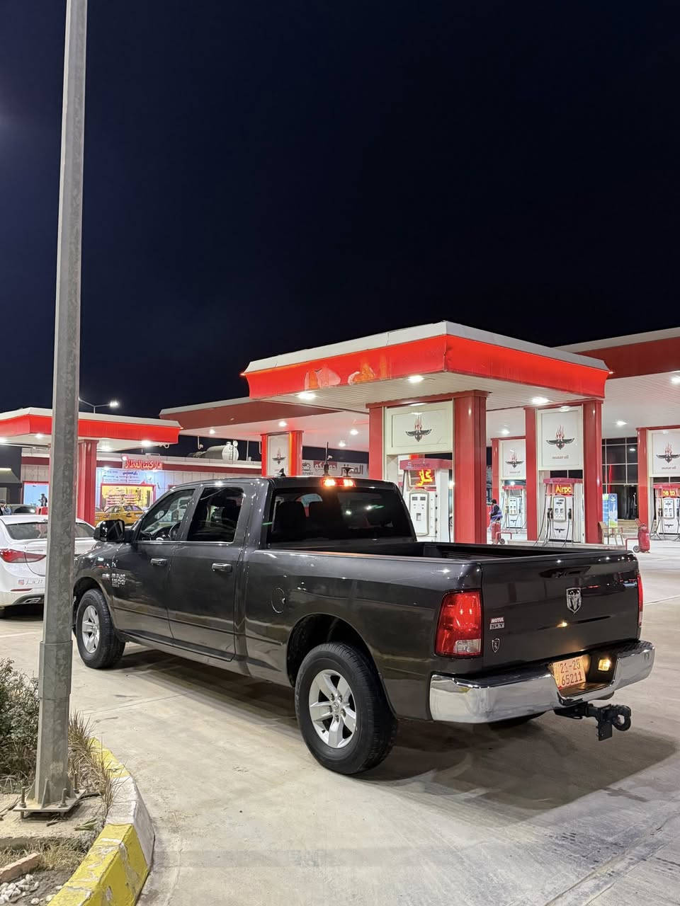 2023 تو ويل محرك 8 سلندر ماشيه 13 فقط
باب طويل بدي طويل 
حادثها واضح بالصور و بيها ٣ قطع كلير امريكا سعر 195 بدون رقم للبيع او مراوس مكاني كركوك
